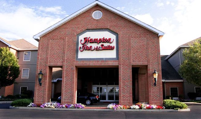 Hampton Inn & Suites Bethlehem Exterior