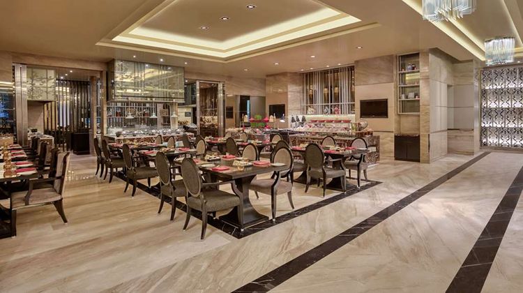DoubleTree Suites by Hilton BLR ORR Restaurant