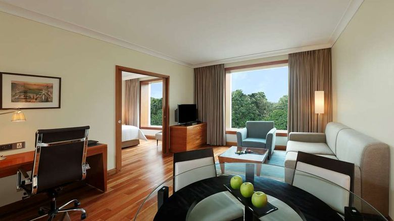 <b>Hilton Bangalore Embassy GolfLinks Room</b>. Images powered by <a href="https://iceportal.shijigroup.com/" title="IcePortal" target="_blank">IcePortal</a>.