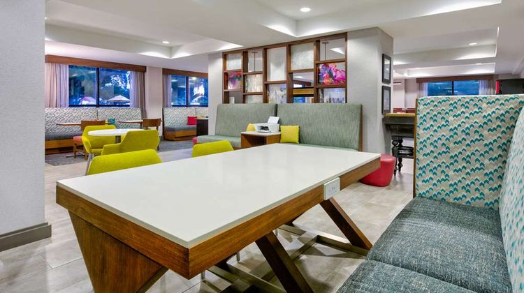 Hampton Inn Biloxi Lobby
