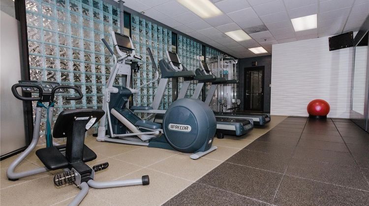 DoubleTree by Hilton Bloomington Health