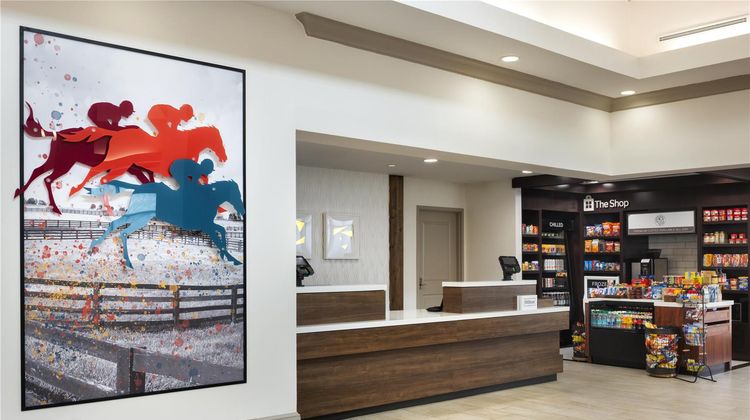 Hilton Garden Inn Bowling Green Lobby