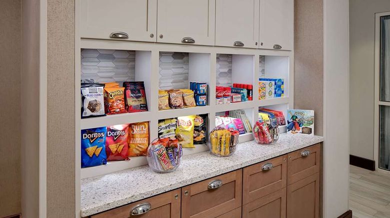 <b>Homewood Suites by Hilton Brentwood Restaurant</b>. Images powered by <a href="https://iceportal.shijigroup.com/" title="IcePortal" target="_blank">IcePortal</a>.