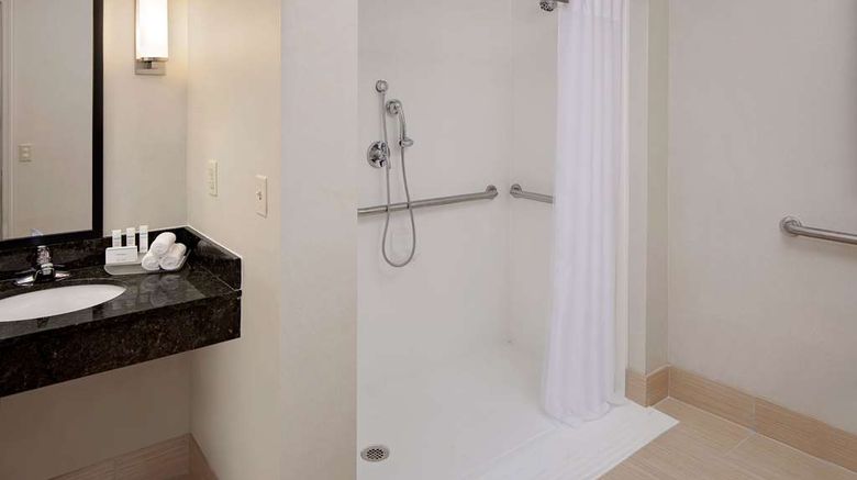 <b>Homewood Suites by Hilton Brentwood Room</b>. Images powered by <a href="https://iceportal.shijigroup.com/" title="IcePortal" target="_blank">IcePortal</a>.