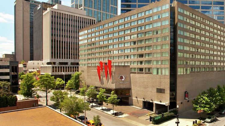 DoubleTree Nashville Downtown Exterior