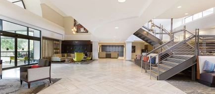DoubleTree Suites Nashville Airport Lobby