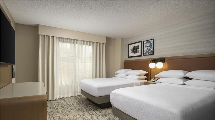 Embassy Suites by Hilton Vanderbilt Room