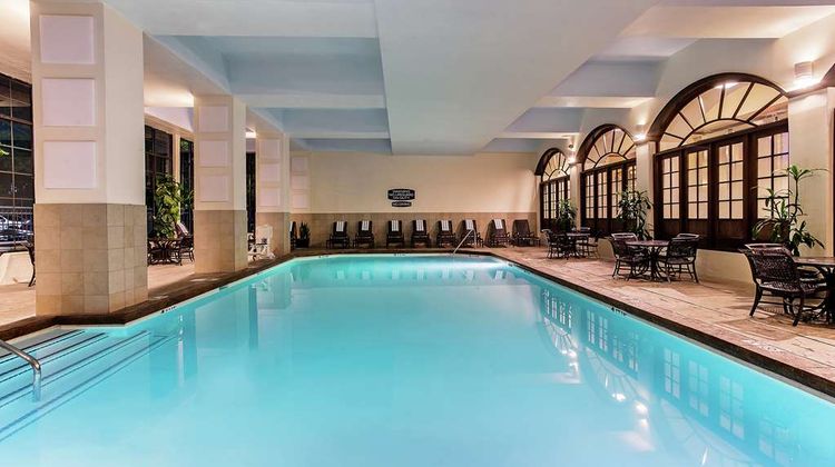Embassy Suites Hotel Nashville Airport Pool