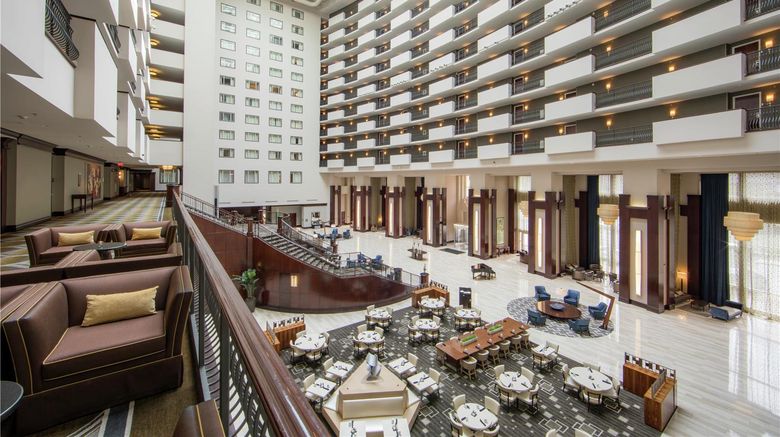 <b>Hilton Nashville Downtown Lobby</b>. Images powered by <a href="https://iceportal.shijigroup.com/" title="IcePortal" target="_blank">IcePortal</a>.