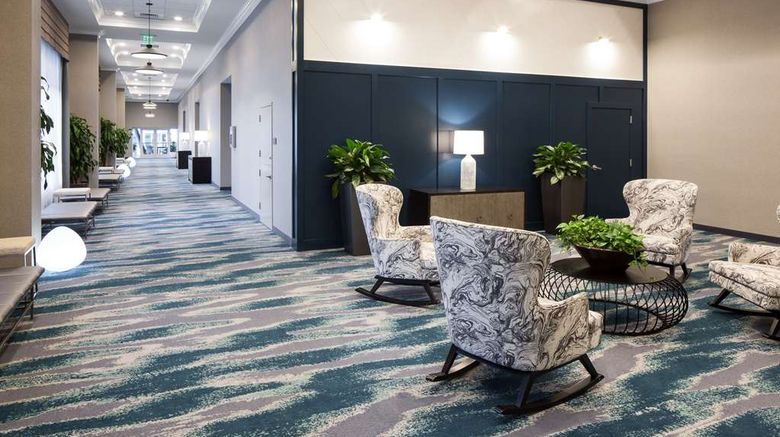 <b>Hilton Garden Inn Nashville Vanderbilt Lobby</b>. Images powered by <a href="https://iceportal.shijigroup.com/" title="IcePortal" target="_blank">IcePortal</a>.