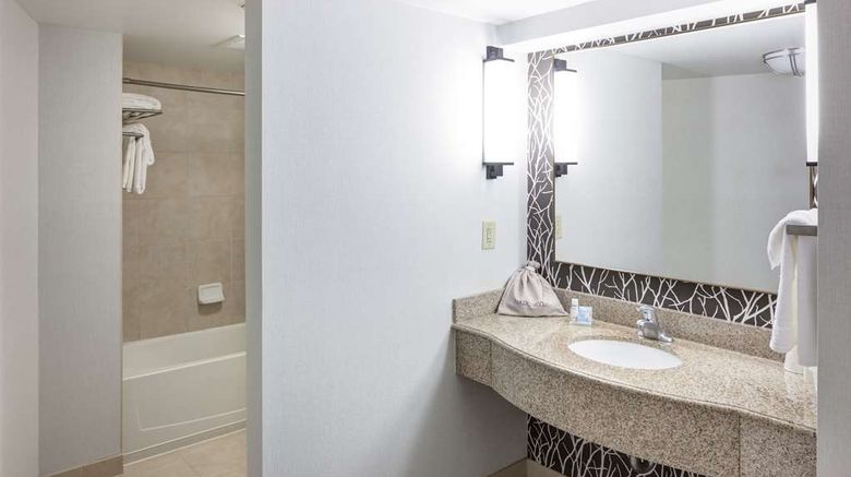 <b>Hilton Garden Inn Nashville Vanderbilt Room</b>. Images powered by <a href="https://iceportal.shijigroup.com/" title="IcePortal" target="_blank">IcePortal</a>.
