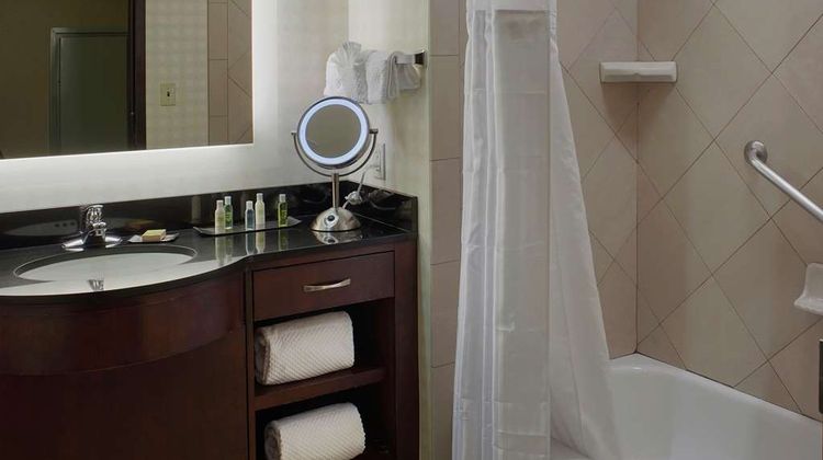 DoubleTree Suites Bentonville Room