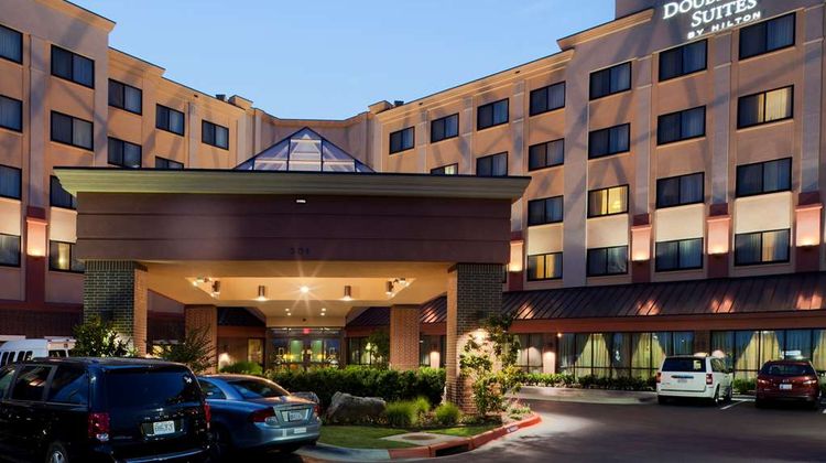 DoubleTree Suites Bentonville Exterior