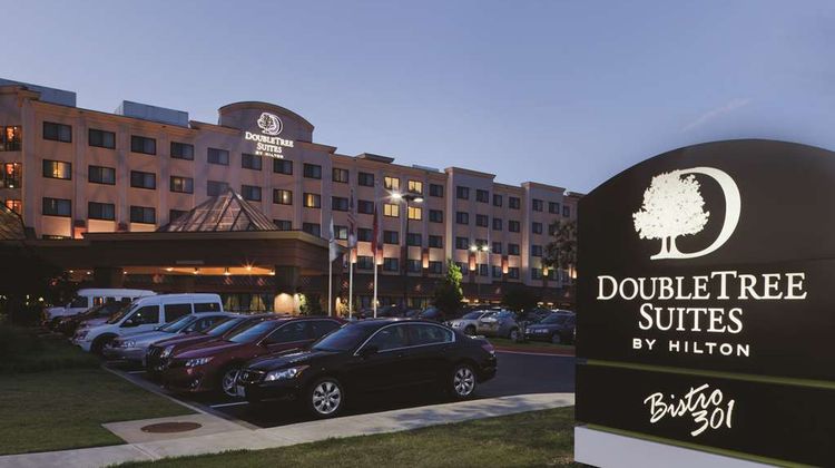 DoubleTree Suites Bentonville Exterior
