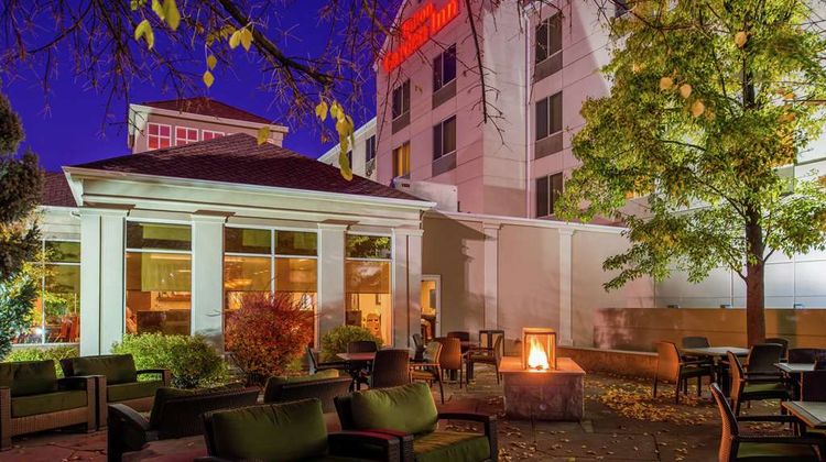 Hilton Garden Inn Boise Spectrum Exterior