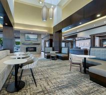 Hilton Garden Inn Boise Spectrum Lobby