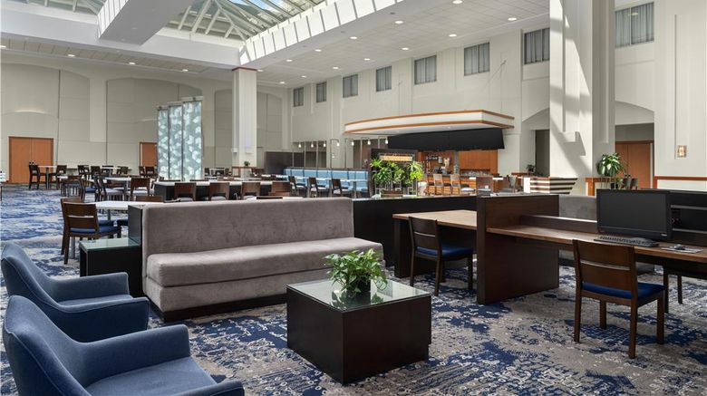 <b>Embassy Suites Boston - at Logan Airport Lobby</b>. Images powered by <a href="https://iceportal.shijigroup.com/" title="IcePortal" target="_blank">IcePortal</a>.