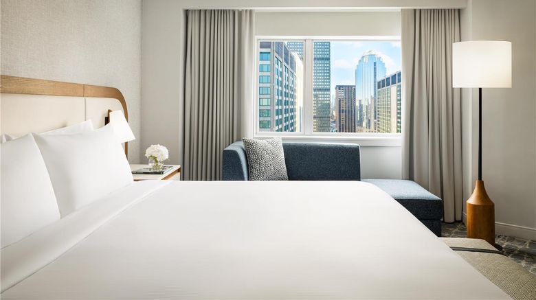 <b>Hilton Boston Back Bay Room</b>. Images powered by <a href="https://iceportal.shijigroup.com/" title="IcePortal" target="_blank">IcePortal</a>.