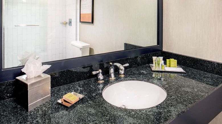 <b>Hilton Boston/Woburn Room</b>. Images powered by <a href="https://iceportal.shijigroup.com/" title="IcePortal" target="_blank">IcePortal</a>.