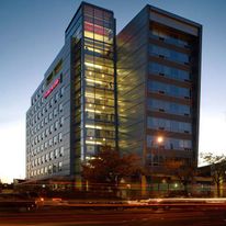 Hampton Inn & Suites Boston Crosstown