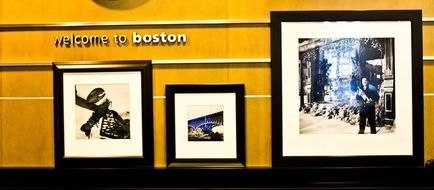 Hampton Inn & Suites Boston Crosstown Lobby