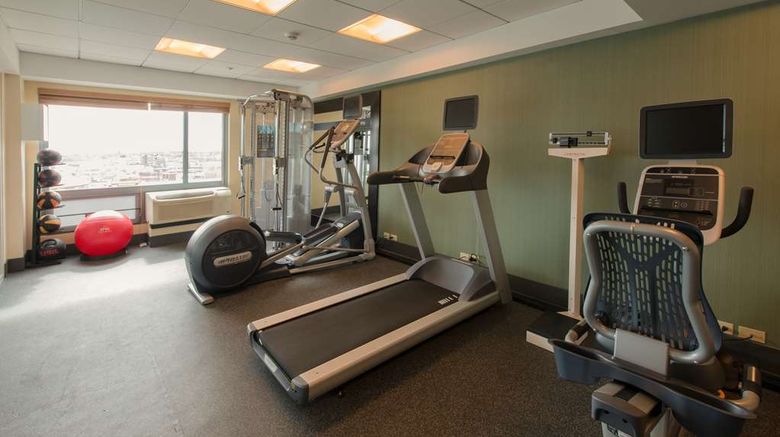 <b>Hampton Inn & Suites Boston Crosstown Health</b>. Images powered by <a href="https://iceportal.shijigroup.com/" title="IcePortal" target="_blank">IcePortal</a>.