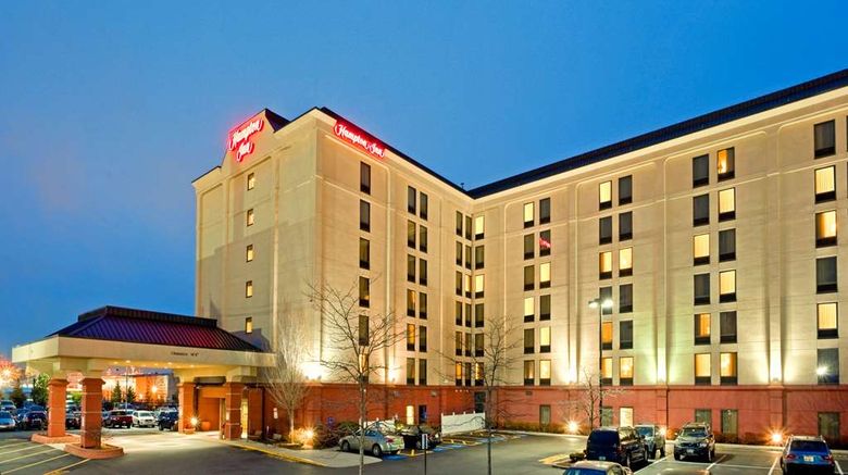 <b>Hampton Inn Boston-Logan Airport Exterior</b>. Images powered by <a href="https://iceportal.shijigroup.com/" title="IcePortal" target="_blank">IcePortal</a>.