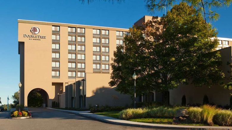 <b>DoubleTree by Hilton Boston North Shore Exterior</b>. Images powered by <a href="https://iceportal.shijigroup.com/" title="IcePortal" target="_blank">IcePortal</a>.