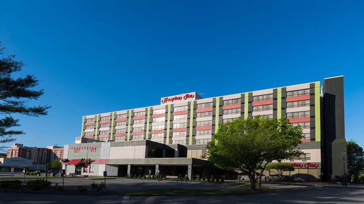 Hampton Inn Boston-Natick Exterior