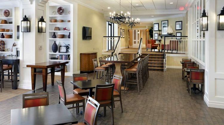 Hampton Inn Boston-Natick Lobby