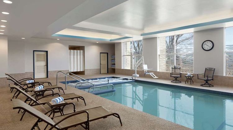 DoubleTree Suites Hotel Boston-Cambridge Pool
