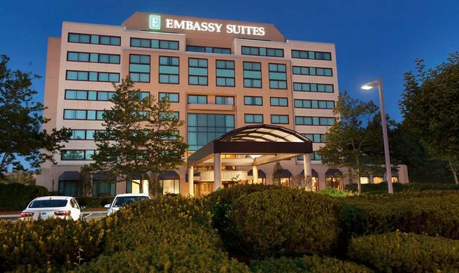 Embassy Suites Boston-Waltham Exterior