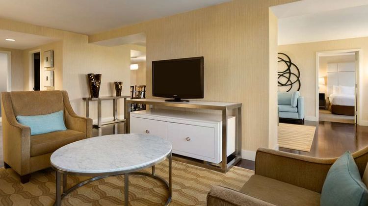 Embassy Suites Boston-Waltham Suite