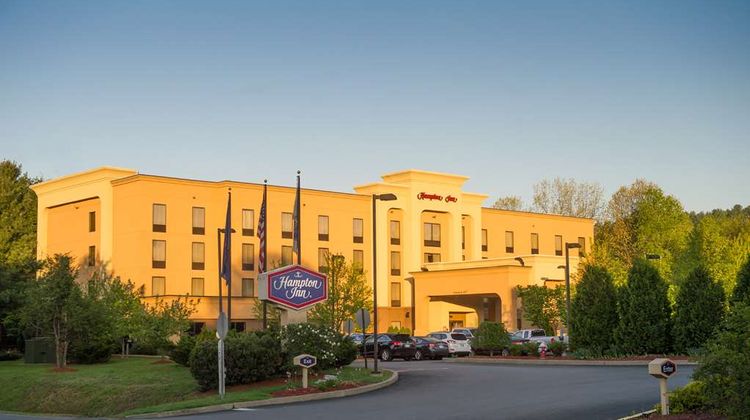 Hampton Inn Brattleboro Exterior