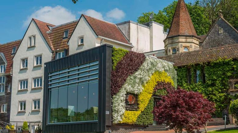 <b>DoubleTree by Hilton Bristol South Exterior</b>. Images powered by <a href="https://iceportal.shijigroup.com/" title="IcePortal" target="_blank">IcePortal</a>.