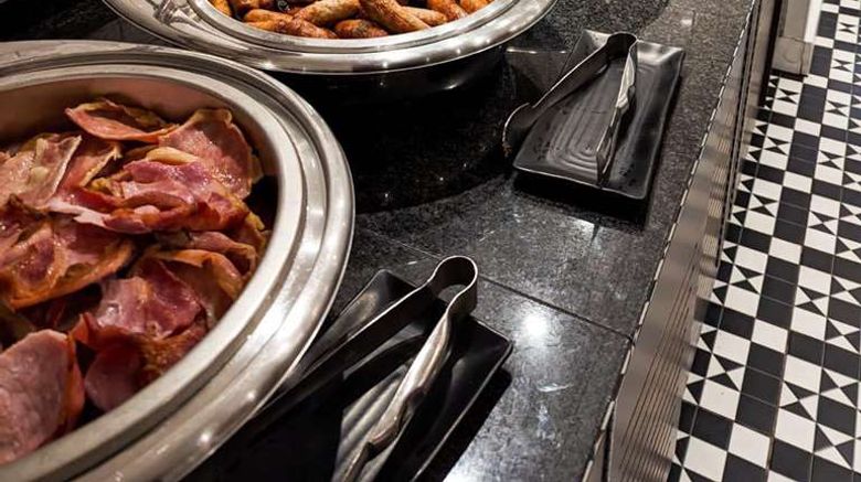 <b>DoubleTree by Hilton Bristol South Restaurant</b>. Images powered by <a href="https://iceportal.shijigroup.com/" title="IcePortal" target="_blank">IcePortal</a>.
