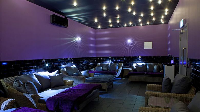 <b>DoubleTree by Hilton Bristol South Recreation</b>. Images powered by <a href="https://iceportal.shijigroup.com/" title="IcePortal" target="_blank">IcePortal</a>.
