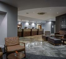 DoubleTree by Hilton Bristol City Centre Lobby
