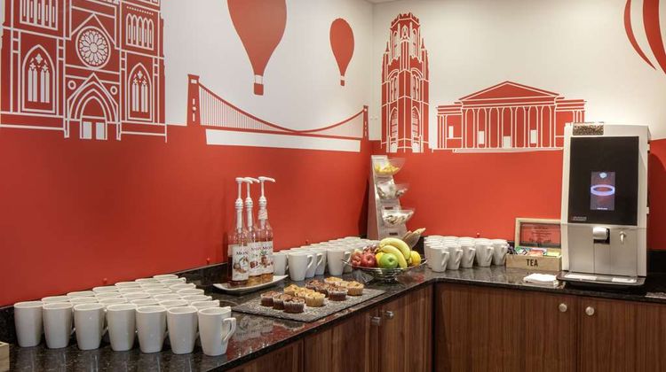 DoubleTree by Hilton Bristol City Centre Restaurant