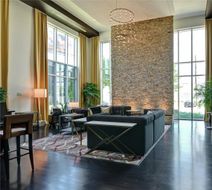 DoubleTree by Hilton Baton Rouge Lobby
