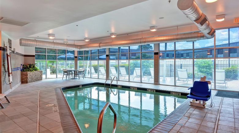 <b>DoubleTree by Hilton Baton Rouge Pool</b>. Images powered by <a href="https://iceportal.shijigroup.com/" title="IcePortal" target="_blank">IcePortal</a>.