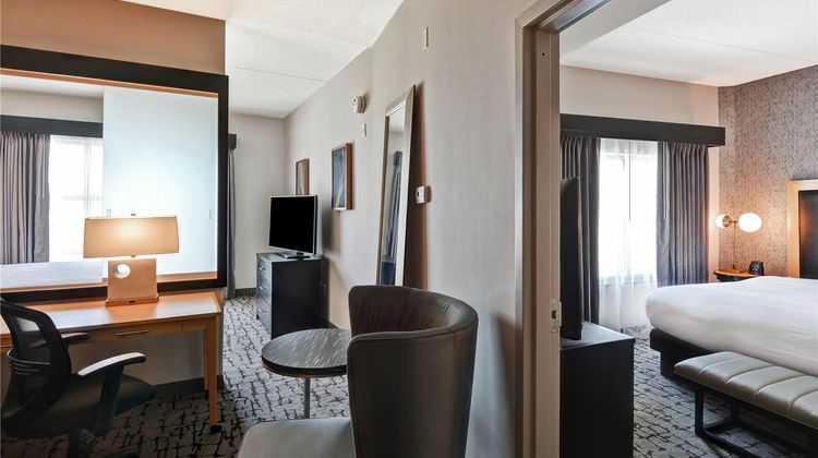 DoubleTree by Hilton Baton Rouge Room