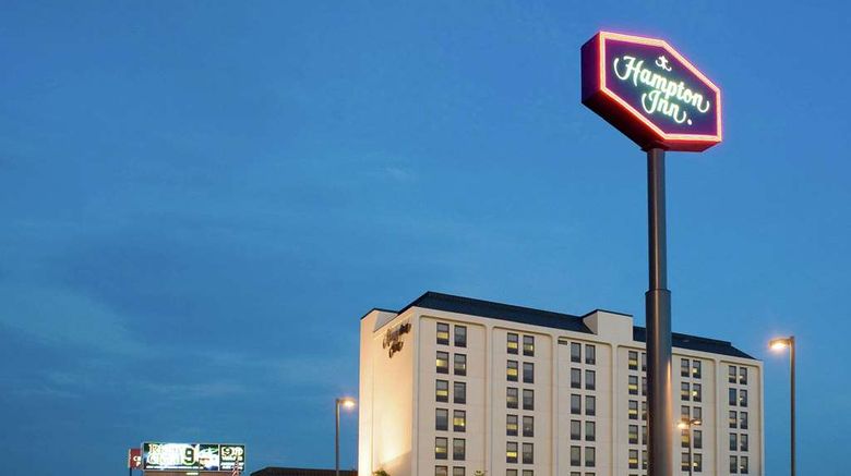 <b>Hampton Inn Baton Rouge I10 & College Dr Exterior</b>. Images powered by <a href="https://iceportal.shijigroup.com/" title="IcePortal" target="_blank">IcePortal</a>.