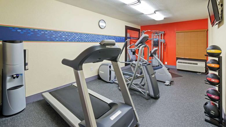 <b>Hampton Inn Baton Rouge I10 & College Dr Health</b>. Images powered by <a href="https://iceportal.shijigroup.com/" title="IcePortal" target="_blank">IcePortal</a>.