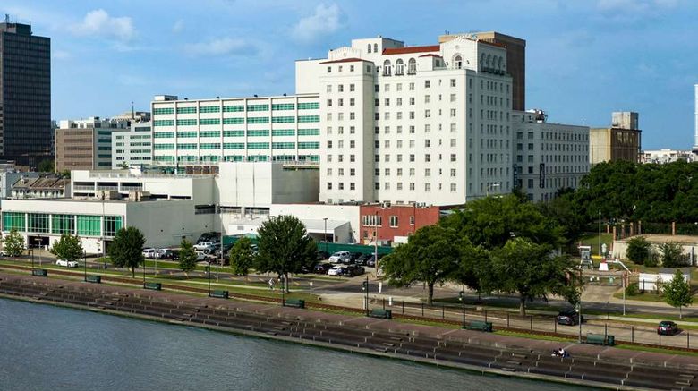 <b>Hilton Baton Rouge Capitol Center Exterior</b>. Images powered by <a href="https://iceportal.shijigroup.com/" title="IcePortal" target="_blank">IcePortal</a>.