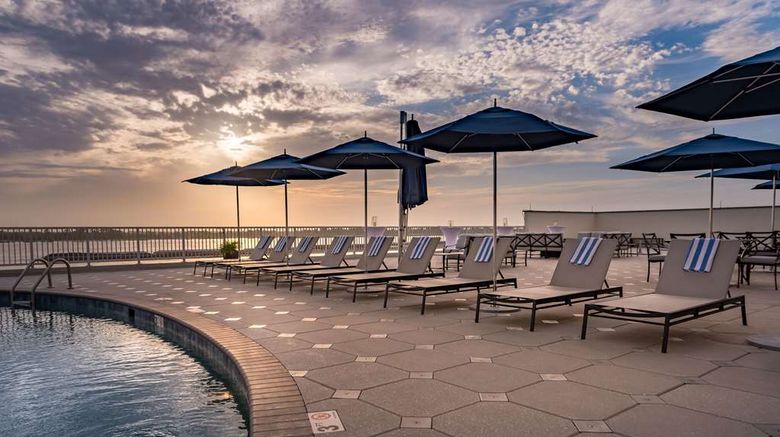 <b>Hilton Baton Rouge Capitol Center Pool</b>. Images powered by <a href="https://iceportal.shijigroup.com/" title="IcePortal" target="_blank">IcePortal</a>.