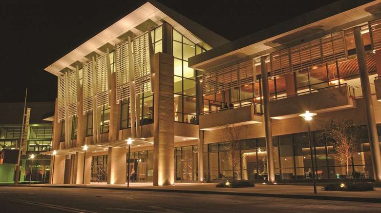 <b>Embassy Suites by Hilton Baton Rouge Exterior</b>. Images powered by <a href="https://iceportal.shijigroup.com/" title="IcePortal" target="_blank">IcePortal</a>.