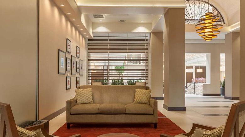 <b>Embassy Suites by Hilton Baton Rouge Lobby</b>. Images powered by <a href="https://iceportal.shijigroup.com/" title="IcePortal" target="_blank">IcePortal</a>.