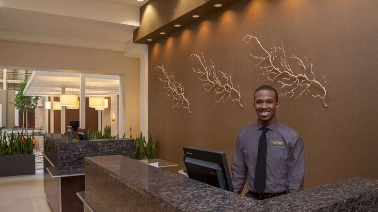 <b>Embassy Suites by Hilton Baton Rouge Lobby</b>. Images powered by <a href="https://iceportal.shijigroup.com/" title="IcePortal" target="_blank">IcePortal</a>.