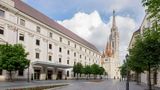 <b>Hilton Budapest Exterior</b>. Images powered by <a href="https://iceportal.shijigroup.com/" title="IcePortal" target="_blank">IcePortal</a>.